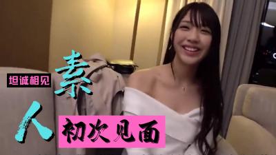 六月素人私密精选：清纯妹子私下放荡实录！